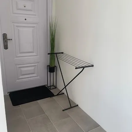 Apartment D&v